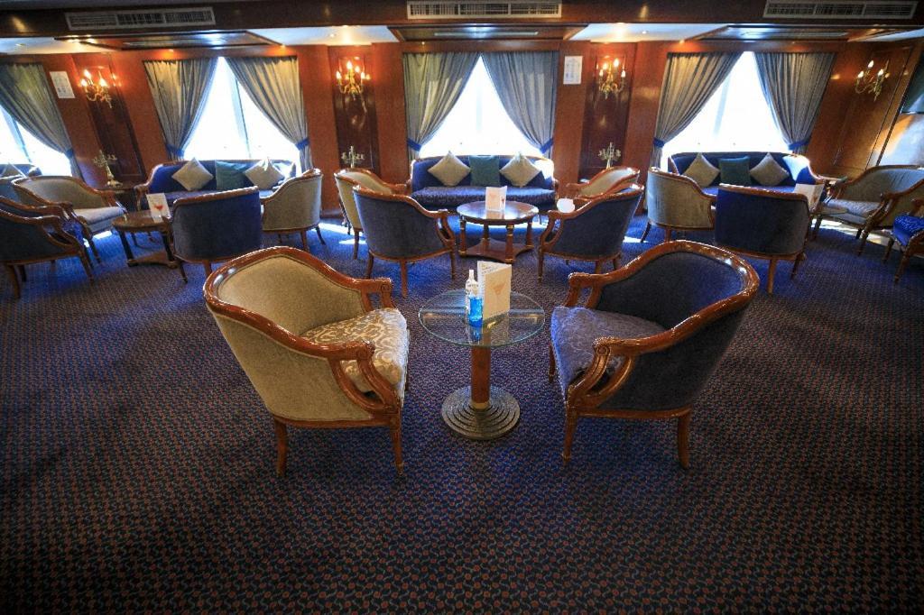 Bule Shadow III Hotel Nagaa Al Fuqani Екстериор снимка