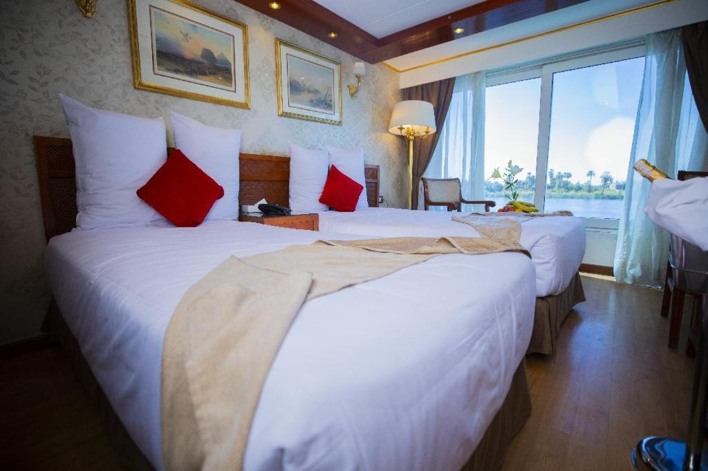 Bule Shadow III Hotel Nagaa Al Fuqani Екстериор снимка
